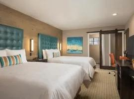 Wave Street Inn