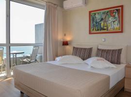 Scorpios Sea Side Hotel, hotel em Pireu