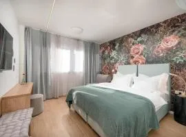 Skaline Luxury rooms Split