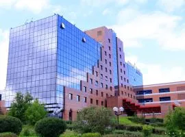 Chinggis Khaan Hotel