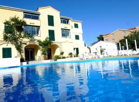 Villa Ani, hotel Novaljában
