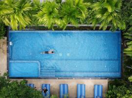 DeeProm Pattaya Hotel, hotell i Pattaya Central