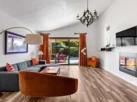 The Sunset House Pool & Spa