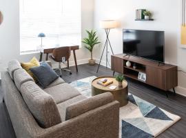 Cozysuites l Stylish 1BR in Downtown Cincinnati, hotel in Cincinnati