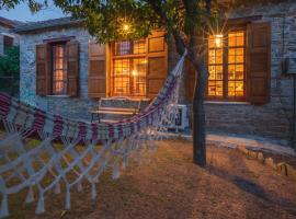 The Pirates Lodge Milina - Chill-out in Strandnähe, σαλέ στη Μηλίνα