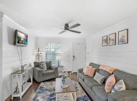 Anastasia Island Condo, hotel in St. Augustine