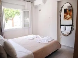 Aelia Summer House