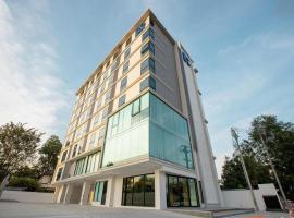 B2 Don Mueang Premier Hotel, hotel near Don Mueang International Airport - DMK, Bangkok