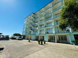 Black Sea Hotel, hotel in Kvariati
