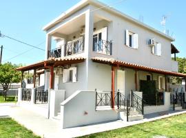 Ilias Village, hotel sa Skiathos Town