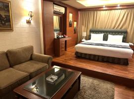 Duroy Hotel By Beverly، فندق في بيروت