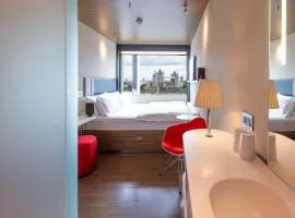 citizenM Tower of London