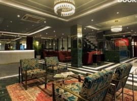 Foxoso Hotel Delhi Airport, hotel Delhi nemzetközi repülőtér - DEL környékén Újdelhiben