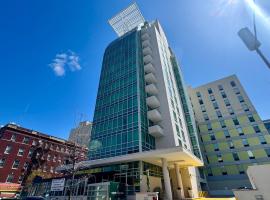 LIC Manhattan View Hotel, hotel in Queens