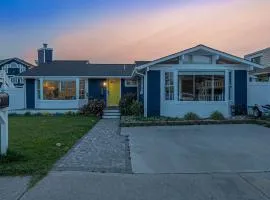 3BR Canal Front Getaway Near Fenwick Walk to Beach with Dock and Kayaks