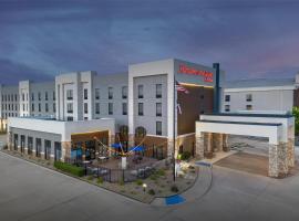 Hampton Inn & Suites Dallas-DFW Airport Hurst, hotel in Hurst