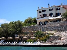 Kekrifalia Hotel, hotelli kohteessa Skala