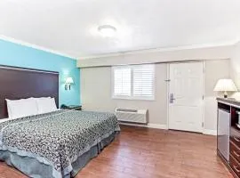 Cabana Inn & Suites