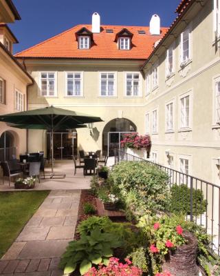 Appia Hotel Residences