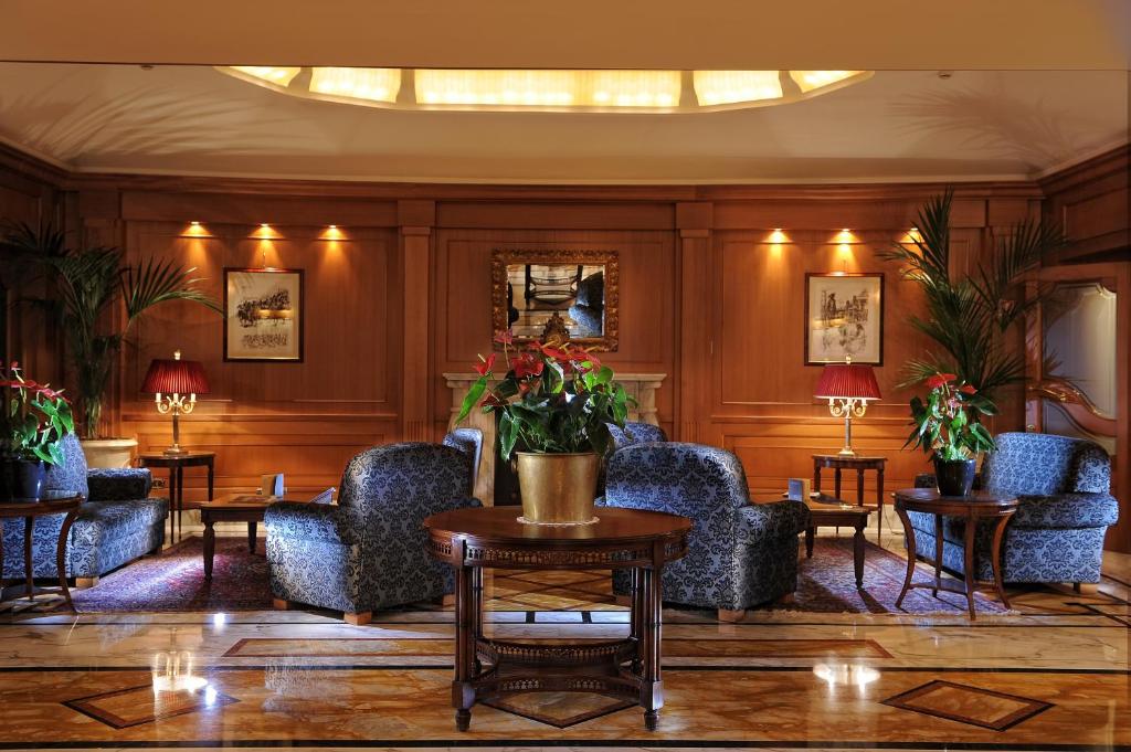 Χώρος καθιστικού στο Hotel Manzoni