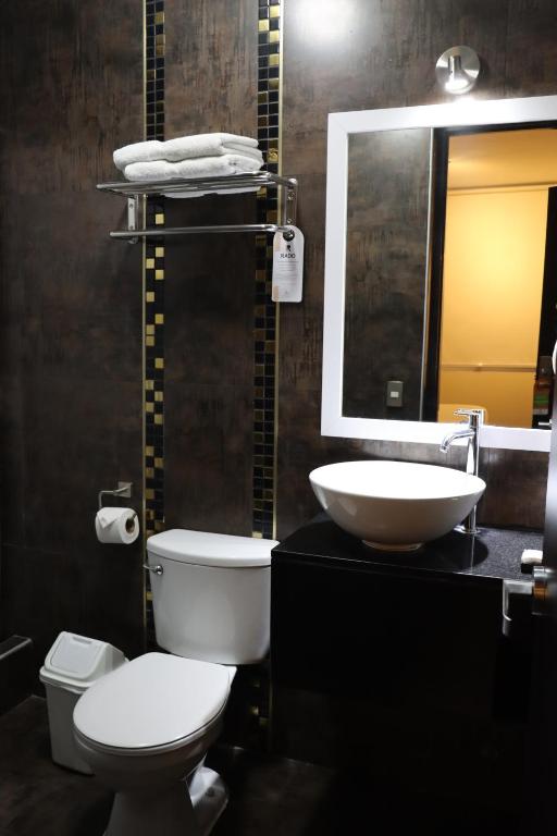 Ένα μπάνιο στο Rado Hotel - Santa María