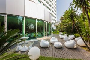 O grădină în afara HF Ipanema Park