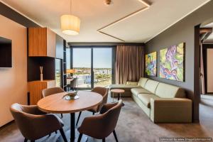 A seating area at Hotel Olea