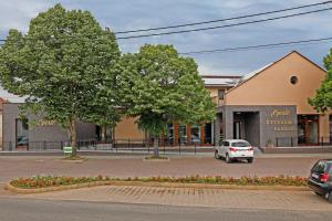The building in which a panziókat is located