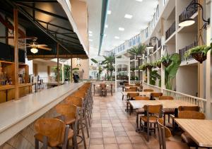 Restaurant o iba pang lugar na makakainan sa Quality Inn Oceanfront