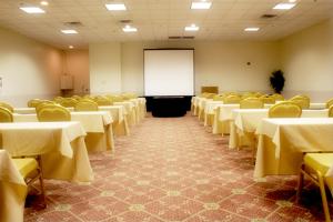 The business area and/or conference room at Ramada by Wyndham Boise