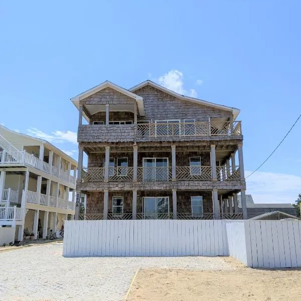 2508 Beach Rd, Semi-Oceanfront, Pool/Hot Tub, hotel in Nags Head