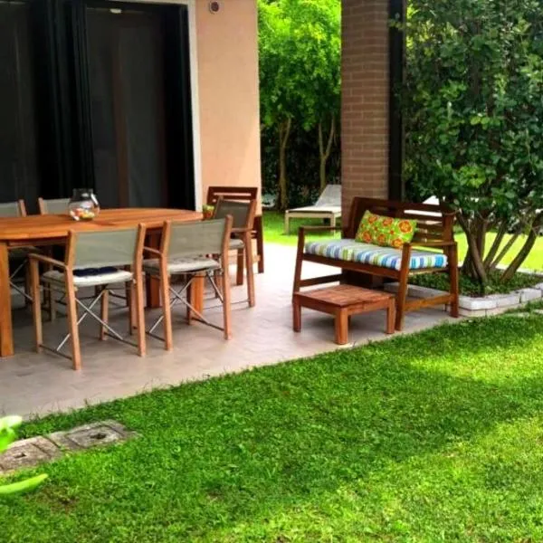 Villa AdeMar Nel cuore di Jesolo, hotel v destinácii Lido di Jesolo