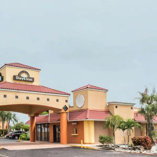 Days Inn by Wyndham Fort Myers, viešbutis mieste Fort Majersas
