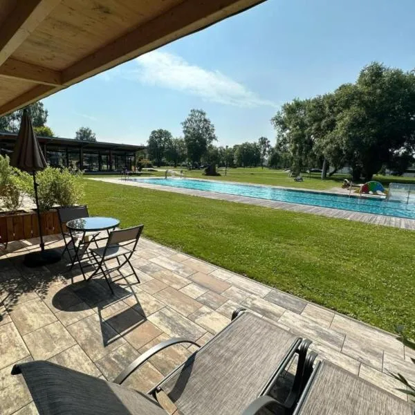 Villa Resort & Organic Spa - letní sezóna v prodeji、チェスケー・ブジェヨヴィツェのホテル