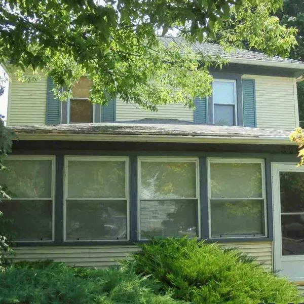Aunt Jane's Yellow House, hotel in Put-in-Bay